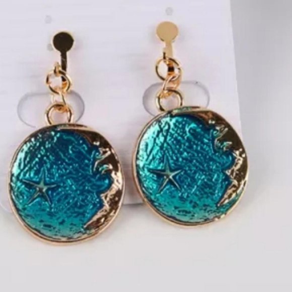 Clip On Earrings Star Moon Planet - Picture 3 of 6